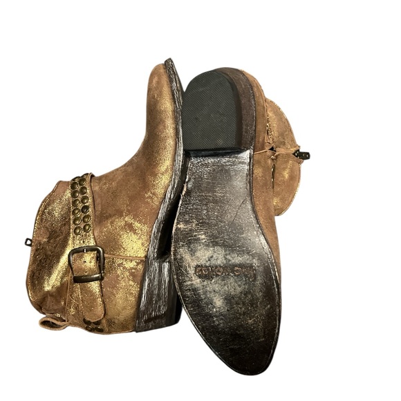 FIVE WORLDS Serene Western
Leather Boot - Picture 4 of 4